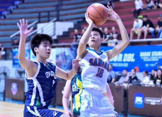 Ladi's-Late-Three-Propels-Ateneo-to-Narrow-Victory-Over-UE-in-UAAP-Season-88