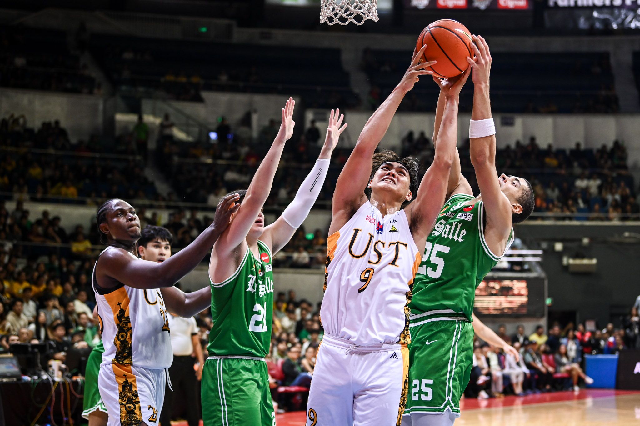 UST's-Collins-Akowe-Earns-High-Praise-from-La-Salle-Captain-After-Key-UAAP-Win
